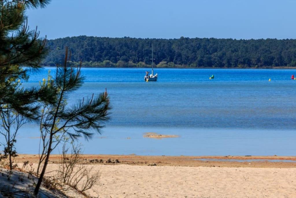 Maison Proche Du Lac ! Hourtin Exteriér fotografie
